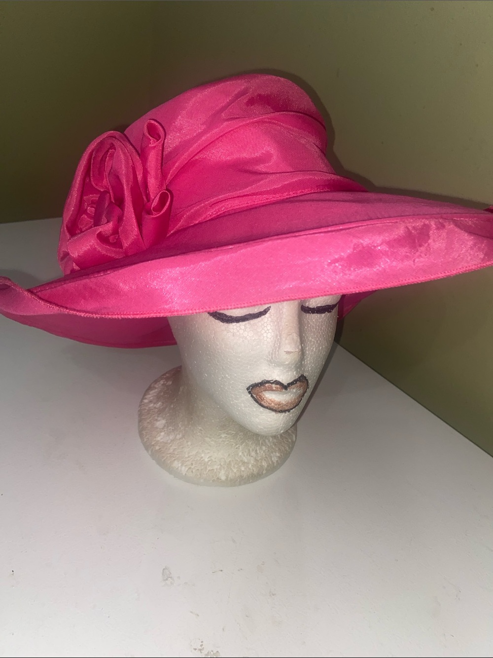 Pretty Dress Hat / Church Hat by Giovannio
